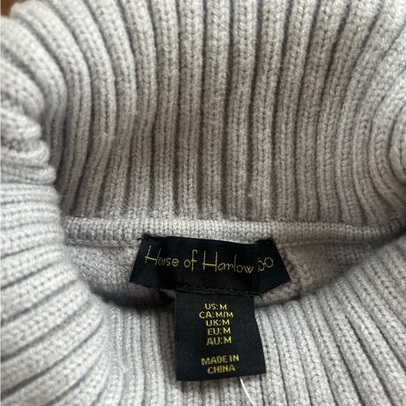 House of Harlow 1960 Gray Turtleneck Sweater - Picture 3 of 4